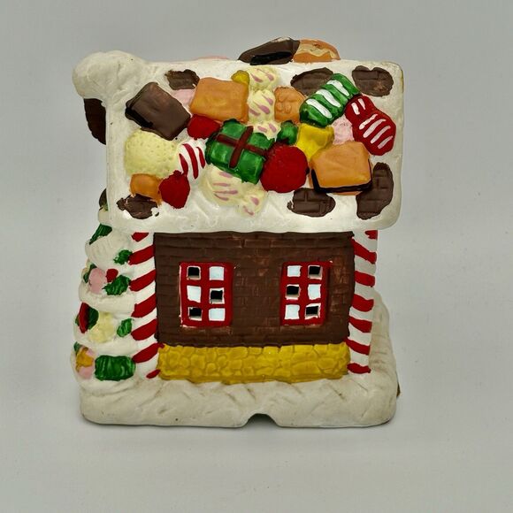 Gingerbread Christmas House Porcelain - Picture 6 of 9